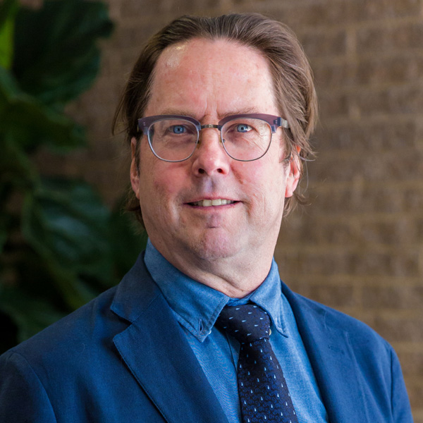 John W. Warren miembro del Consejo Cunsultivo